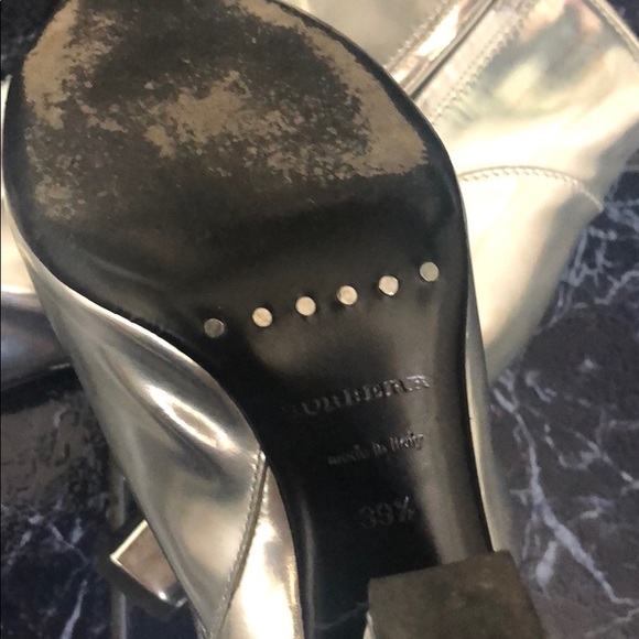 Burberry silver ankle boot 👢 size 391/2 - Picture 4 of 11